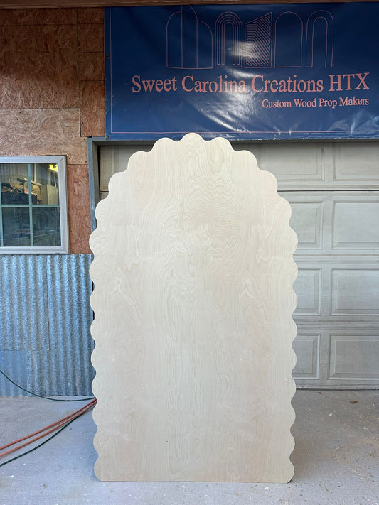 Flat wavy wall